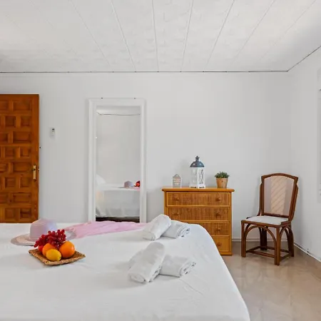 Villa Chaniris - Plusholidays
